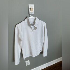 Nike Therma-Fit White Quarter Zip Top in excellent condition